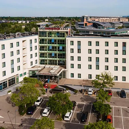 Hotel Cosmopolitan 4*